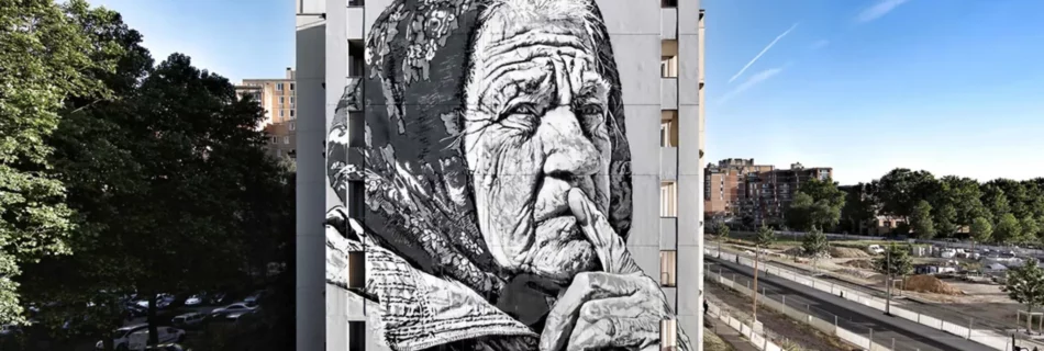 Juin 2017. Dans le cadre du WALL STREET ART festival de Grand Paris Sud, Hendrik BEIKIRCH a réalisé sur un immeuble du quartier des Pyramides à Evry (91),